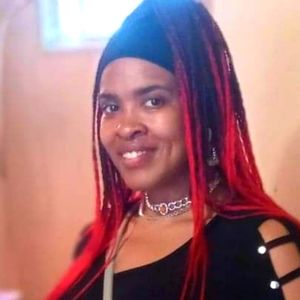 Meet your Posher, Alicia